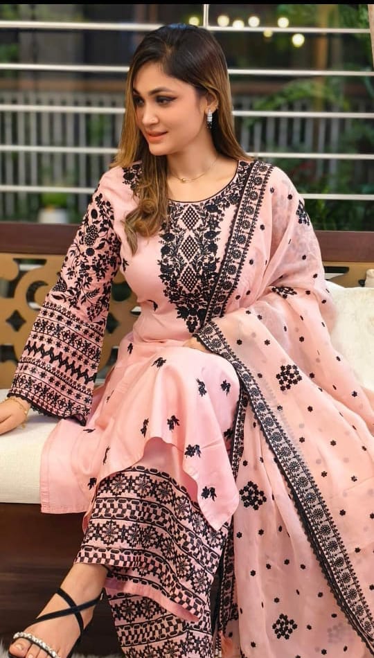 Unstitch Three Piece SKU: 17384